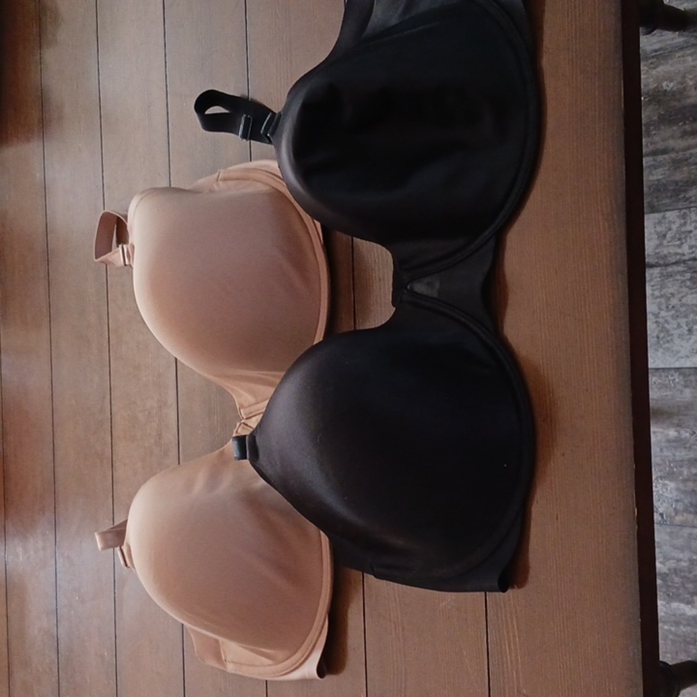Woman bras
